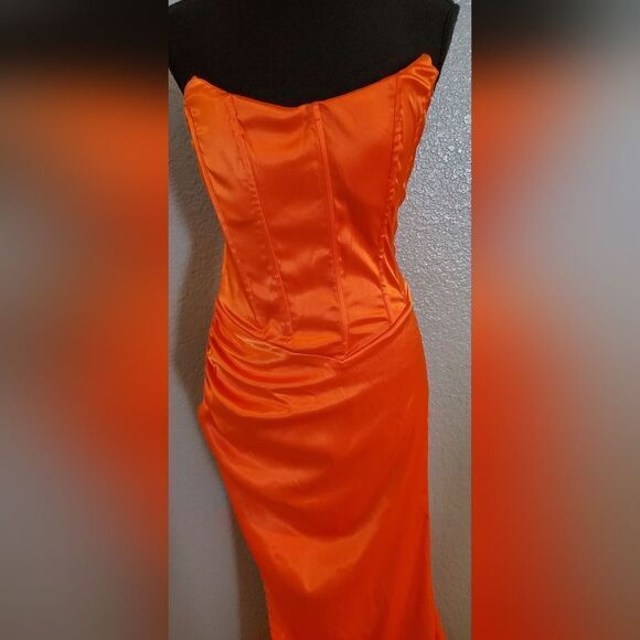 Princess Polly Tyree Strapless Satin Maxi Dress Orange NWT - Picture 8 of 16